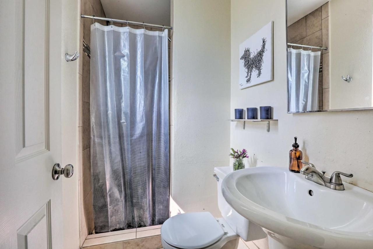 Whimsical With Garden And Patio! Sacramento